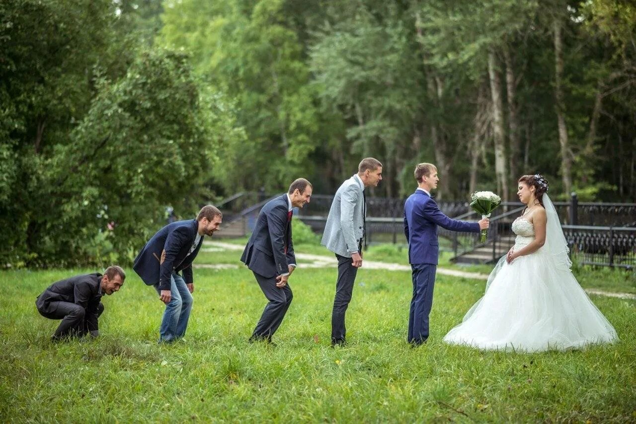 Свадебная фотосессия. Свадьба на природе. Идеи для свадебной фотосессии. Идеи для фотосессии свадьбы.