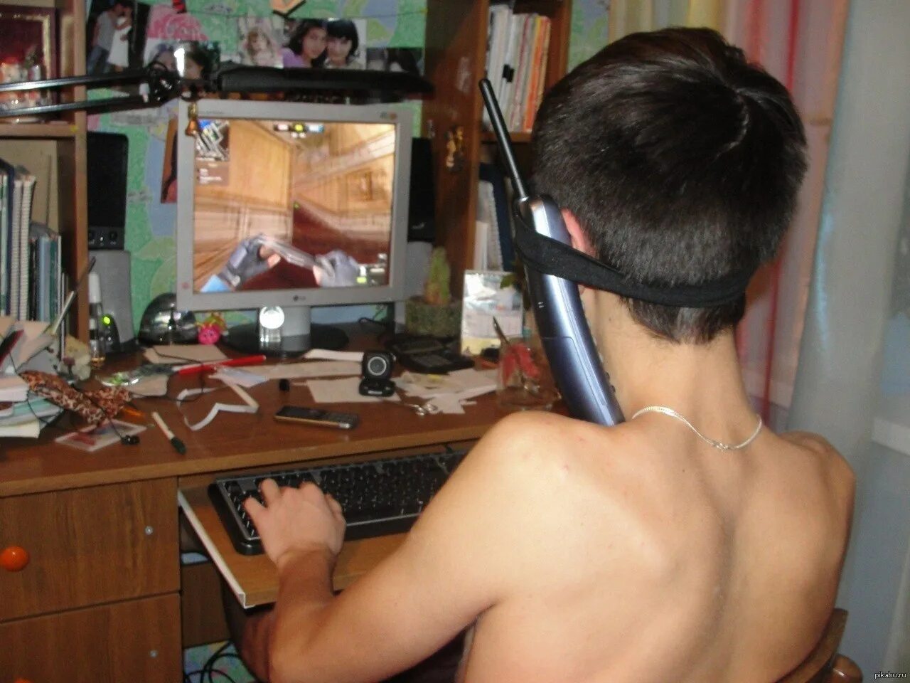 Gamer photo meme. Мемы про геймеров. Толстый геймер. Приколы про геймеров. Геймерские приколы.