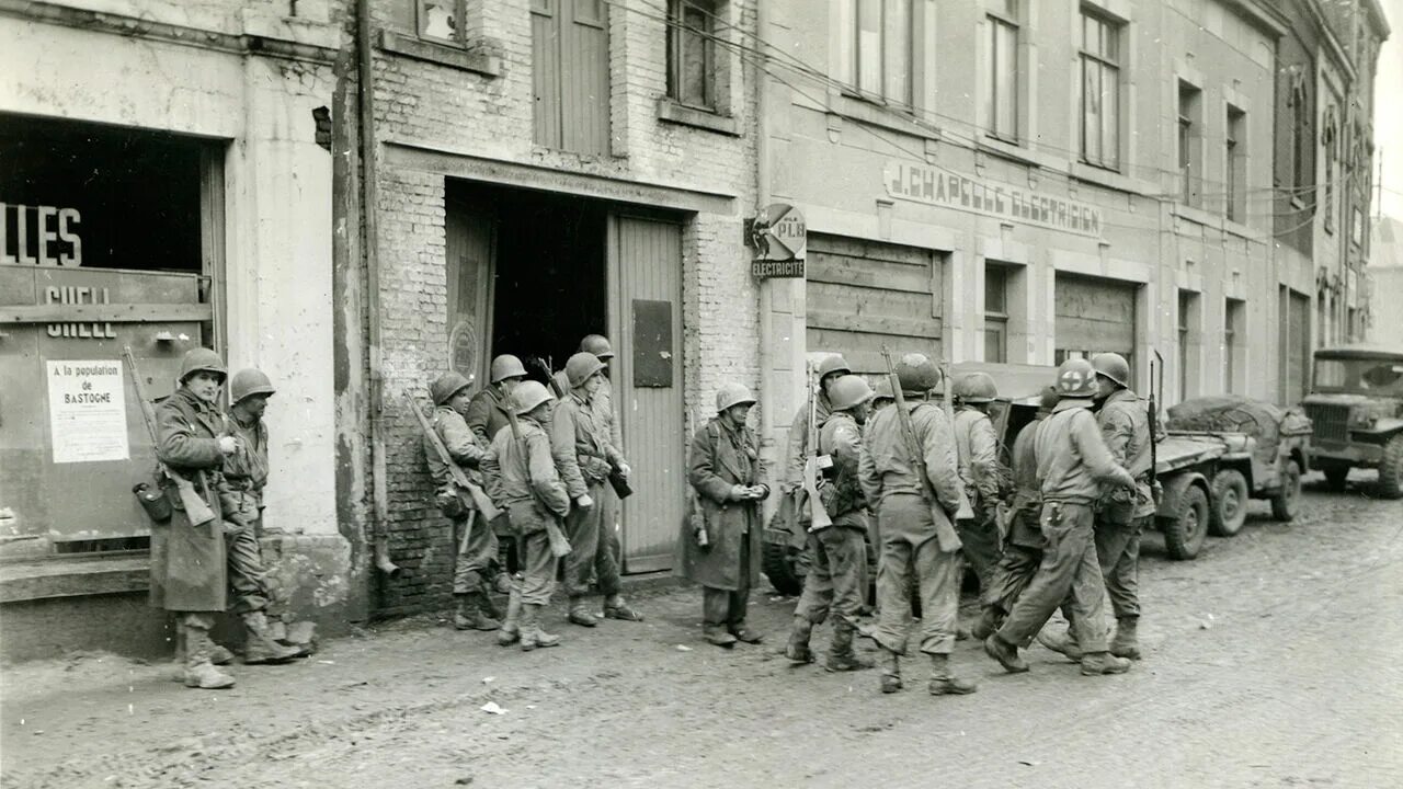 Double tank. Форд м151 во вьетнаме. Мировой 93. Мир танков двойная выгода. Laffly v15t шасси.