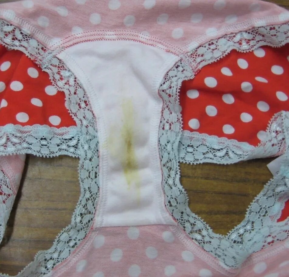 Daughter panties. Детское грязное нижнее белье. Грязное женское белье. Трусы сестренки.