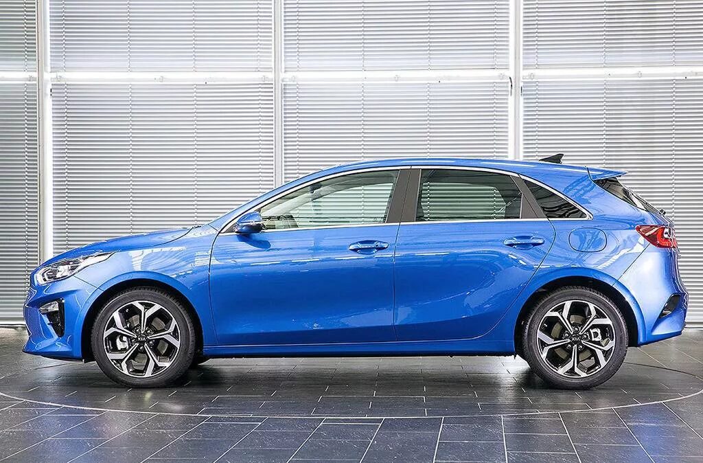 Kia Ceed 2019 хэтчбек. Kia Ceed 2022. Kia Ceed 2018. Kia Seed 3. Класс сид