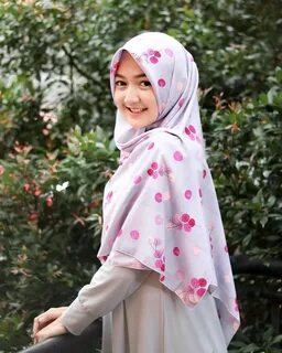 Cantik imut