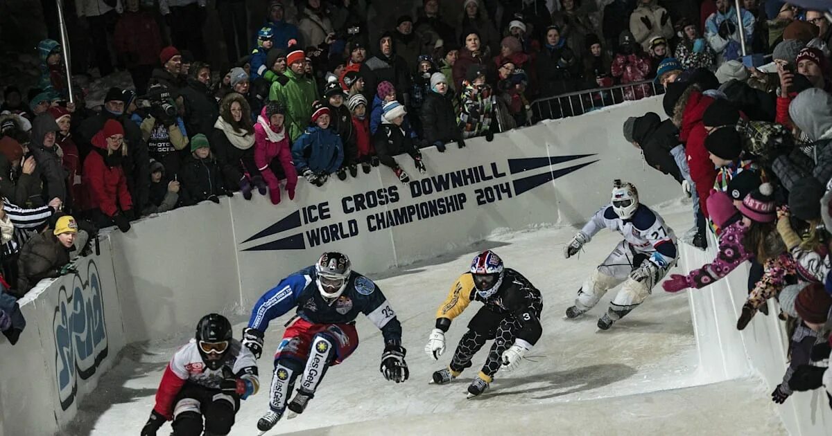 скоростной спуск на коньках. ред булл на коньках. 02. ред булл на коньках. Red bull рекорд коньки.