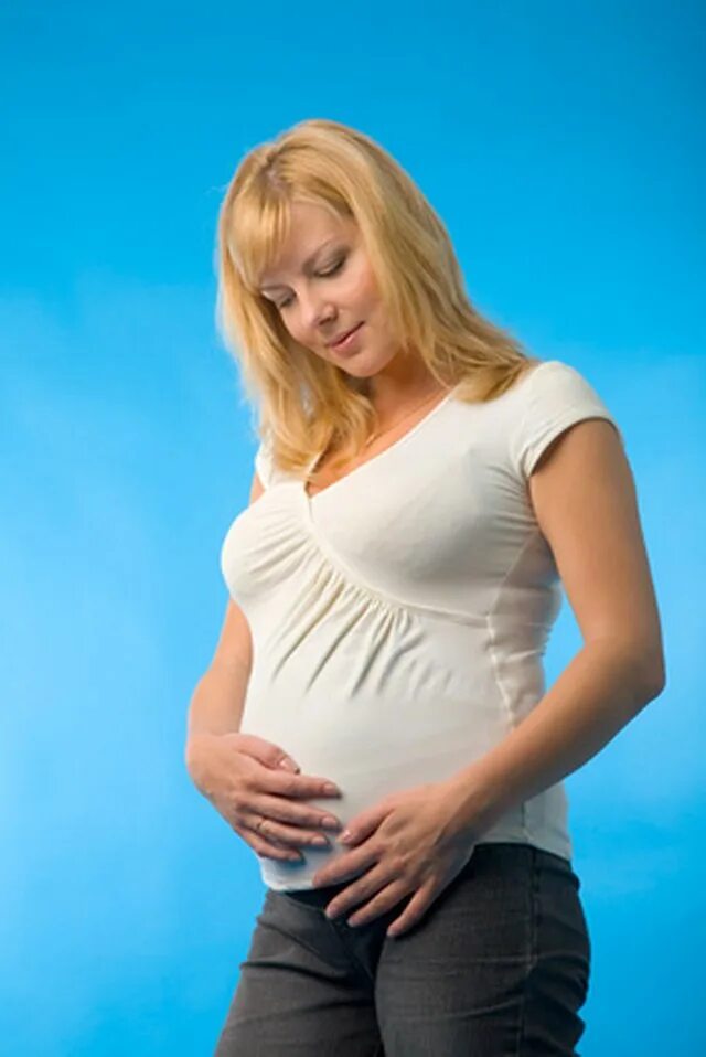 Беременные женщины. Беременные женщины фото. Беременные женщины в 40 лет. Беременна в 45 25.03 2024