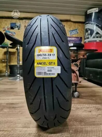 Angel gt. Pirelli Superbike sc1 много. РЕАЛМИ gt 5g желтый.