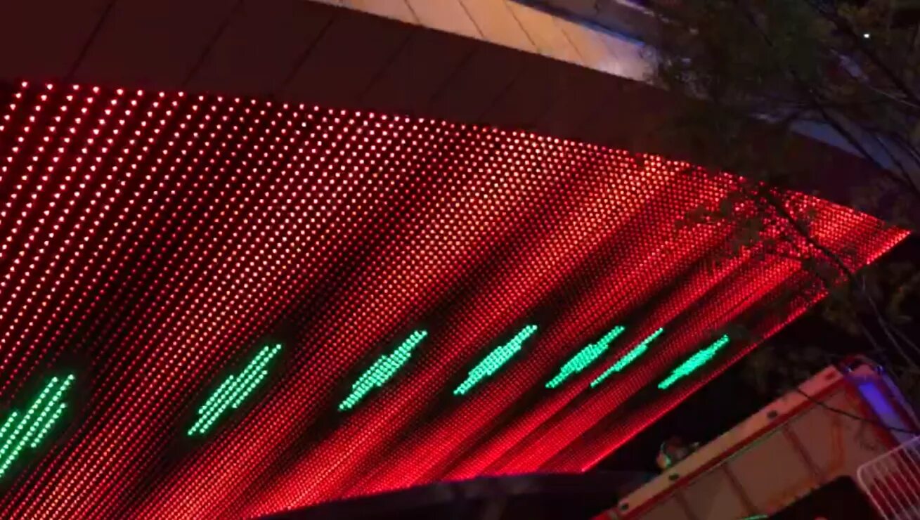 Экран д. Led сетка sm3 series led mesh screen sm3-45. светодиодная сетка на фасад. светодиодная сетка экран на окно. сетка светодиодная 3х5.