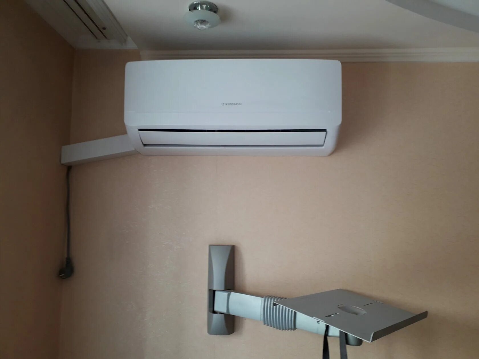 Сплит системы волжский. Сплит бесплатная установка волгоград. Акции на установку кондиционеров. Пробурить стену для кондиционера своими руками. Кондиционер gree s4-matic p18h1.