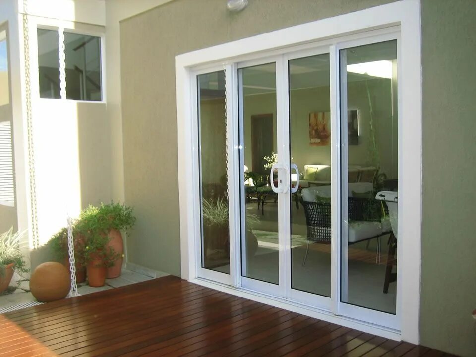 E porta