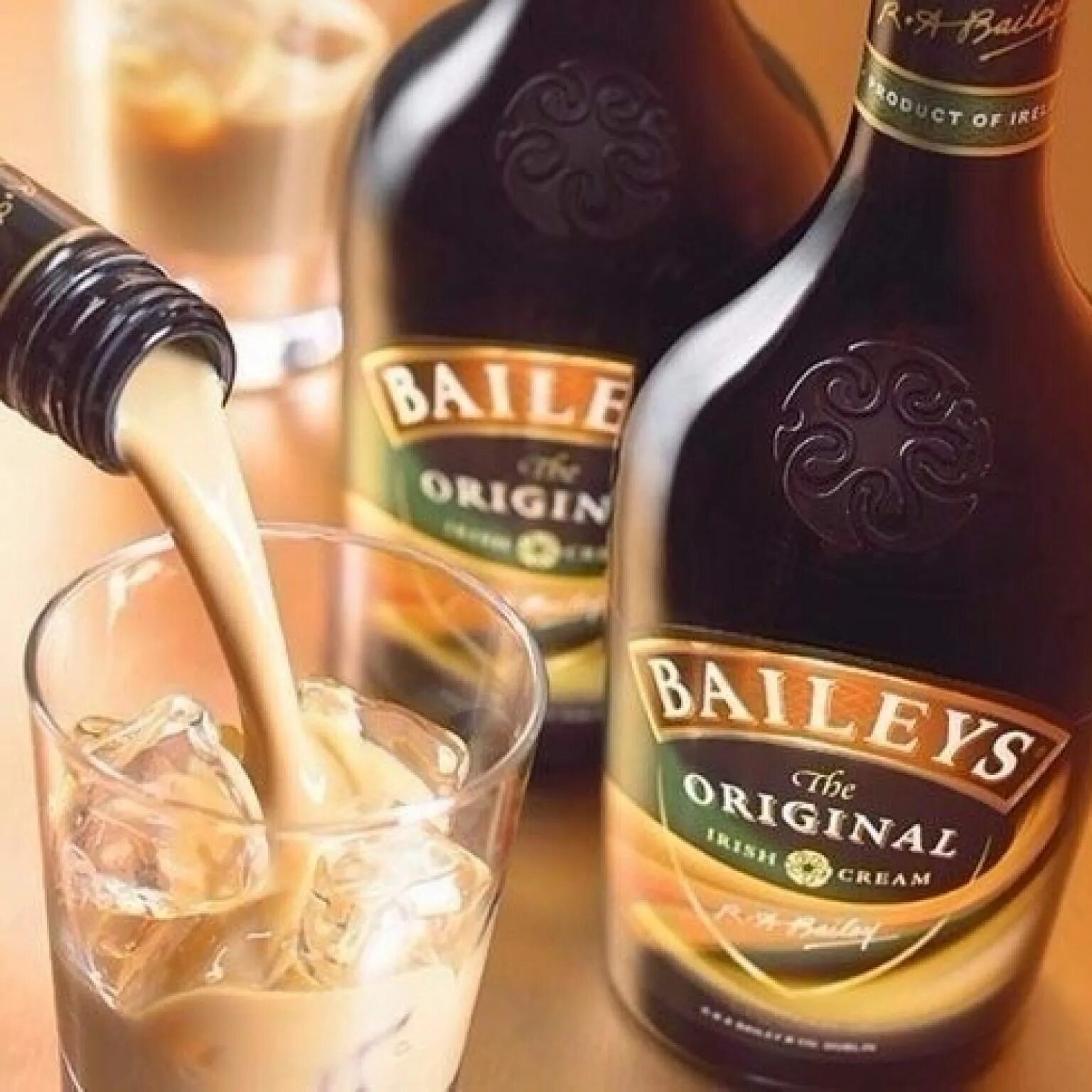 Ликер эмульсионный бэйлис. Ирландский ликер бейлиз. Ирландский ликёр бейлис. Ирландский ликер бейлиз. Бейлиз irish cream.