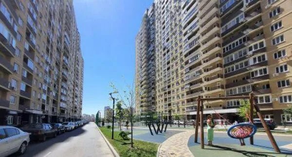 Краснодар российская 369 а. Матч краснодар ростов. 369 краснодар. Английский дом краснодар. Суханово парк таунхаус.