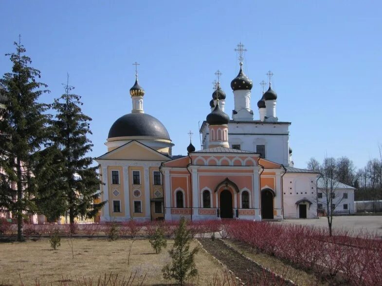 монастырь вознесения давидова пустынь московская область. новый быт монастырь давидова пустынь. вознесенская давидова пустынь чеховский район. монастырь в чеховском районе. храм давидова пустынь чеховский район.