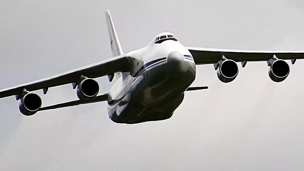Грузовой самолет видео. С124. Грузовой самолет. Грузовой самолет видео. Грузовой самолет видео.