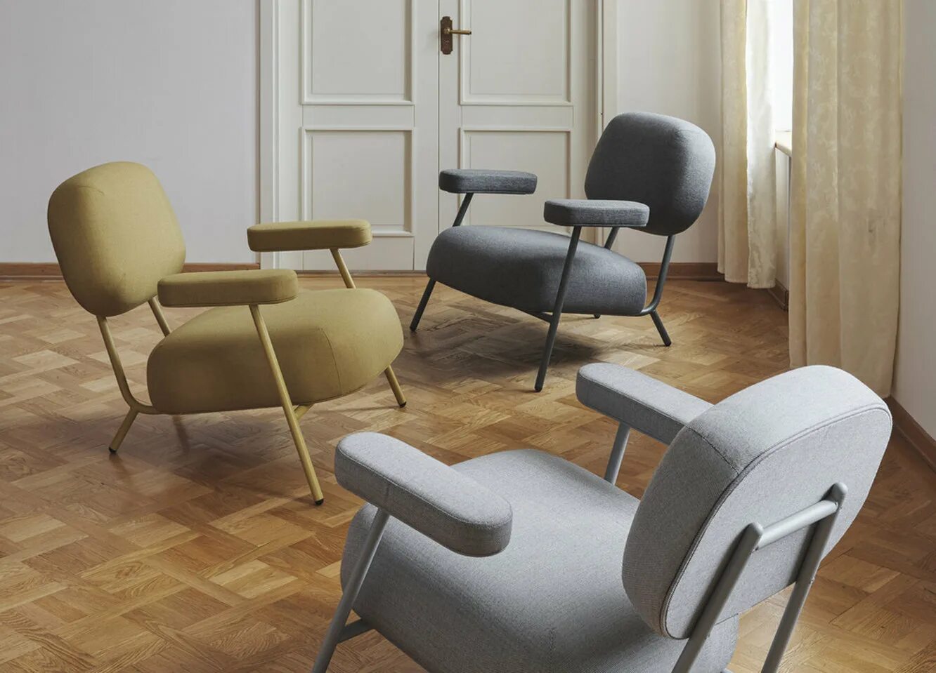 Delo design стулья. Интерьер студии. Барный стул delo design. Кресло хот delo-design. Студия дизайнерской мебели.