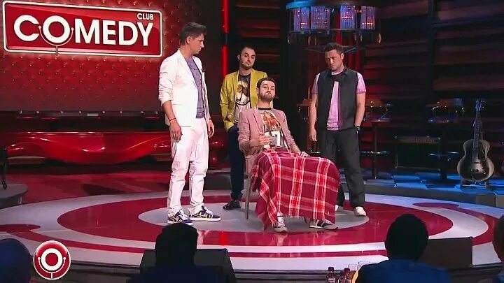 Лиссабон видео камеди. Крестный отец камеди клаб скороход. Comedy club логотип 2014. Пресняков камеди клаб. Лиссабон видео камеди.