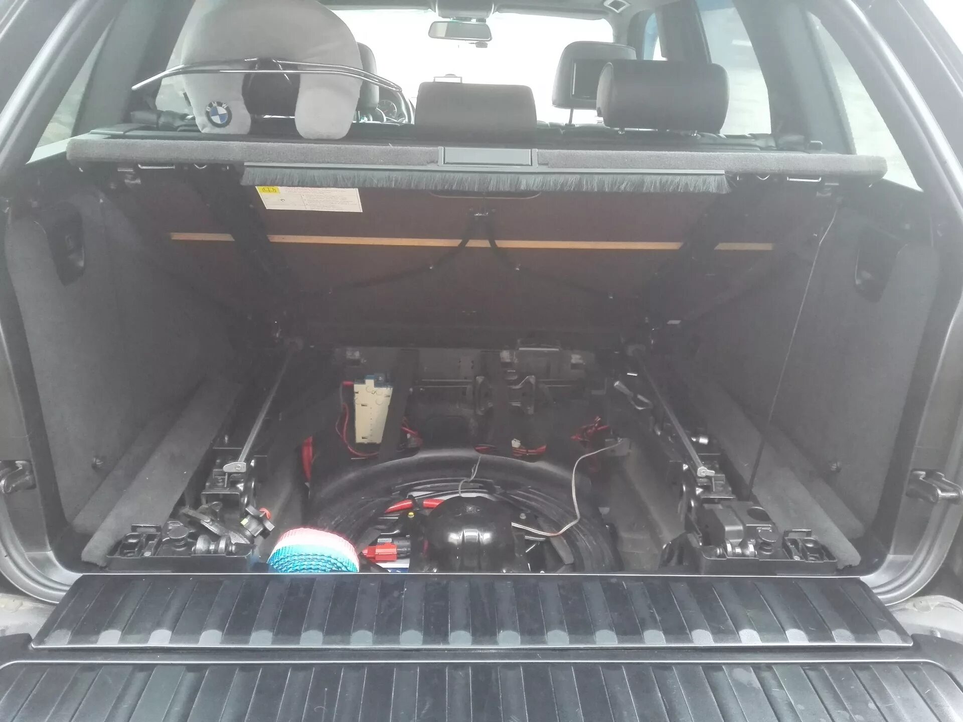 Багажник бмв х5 е53. Вибропласт stp aero plus. ,»,. Подложка солид для теплого пола. E 8 пол.