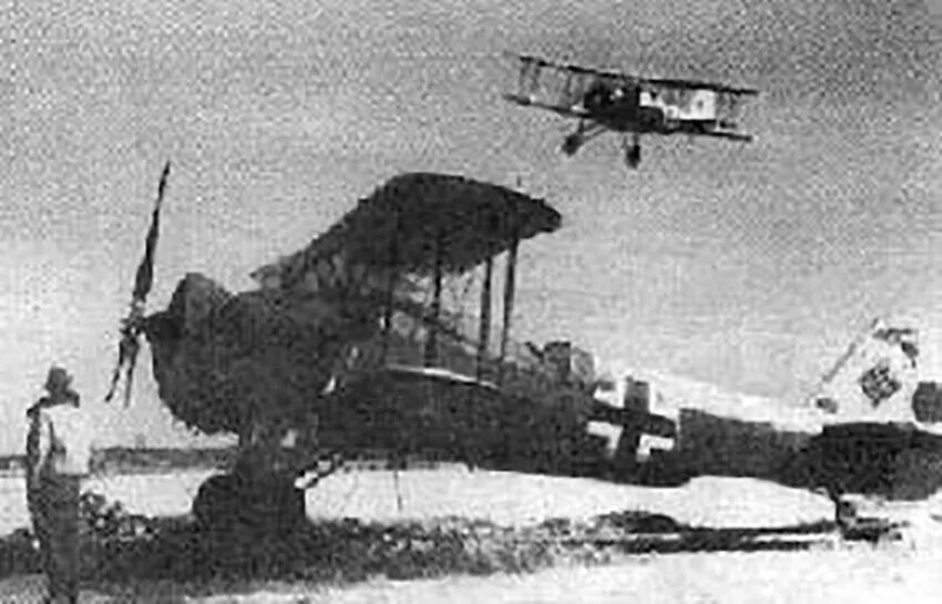 Heinkel he 51 в испании. Самолёт he 50. Самолета fieseler f. Самолёт he 50. Самолет heinkel he-170.