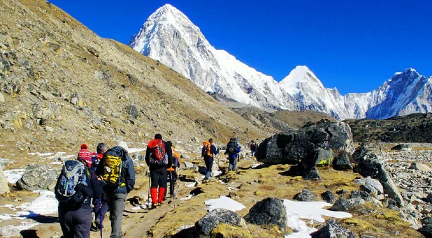 Had been trekking. Архыз треккинг. Одежда местности сикким. Архыз треккинг. Треккинг лангтанг.