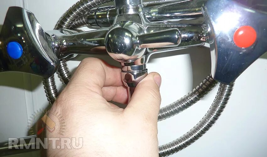 Как заменить картридж в смесителе душевой кабины?" - Яндекс Кью
