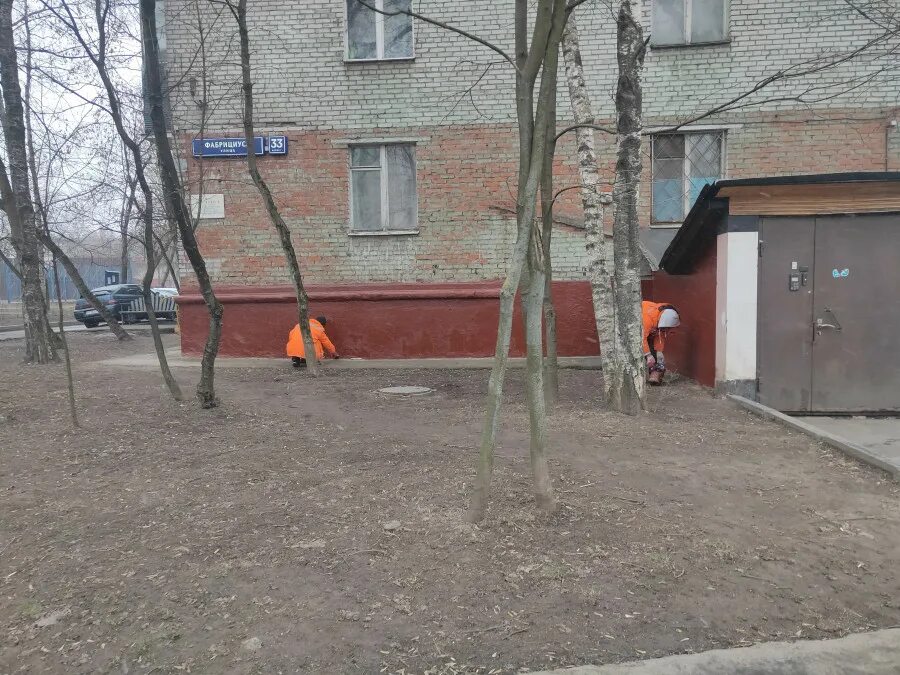 Жкх черёмушки. Краска жилищник. Покраска подъезда. Краска жилищник. Запах краски.