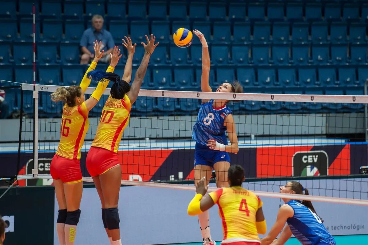 Woman volleyball. Женский волейбол. Российские волейболистки. Волейбол Чемпионат. Современный российский волейбол.