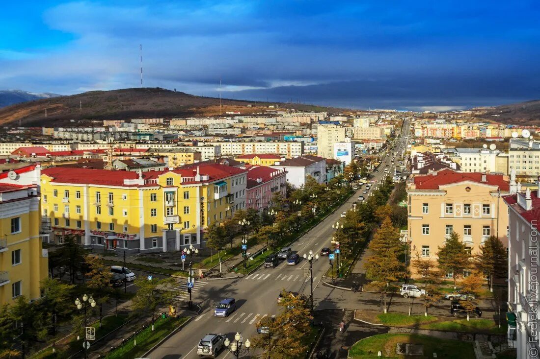 Можно магадан. Магадан столица Колымы. Магадан центр города. Магадан улица Колымская. Административный центр Магадан.