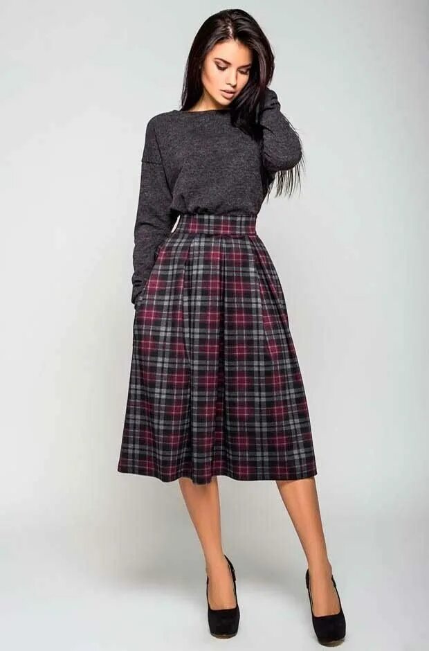 Юбка в крупную клетку. Юбка в клетку чёрно белая. Стильные юбки в клетку. Юбка женская клетка. Юбка со складками в клетку.