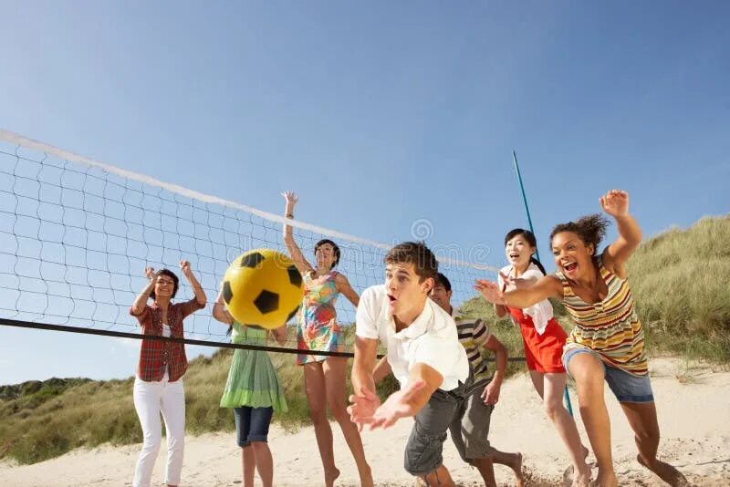 Playing volleyball is fun. Волейбол иллюстрация. Развлечения летом. Волейбол на пляже. Пляжный волейбол.