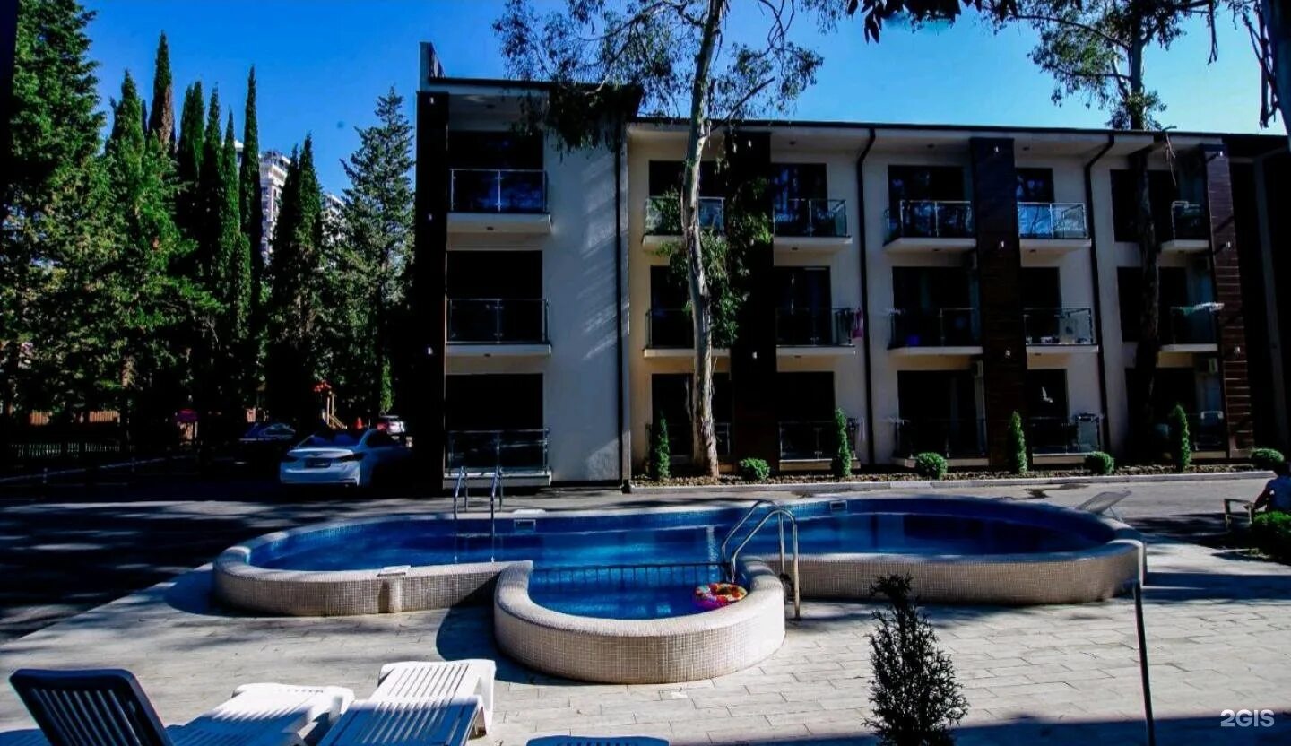 Апартаменты мадрид парк 2 адлер. Видный апарт отель сочи ленина 219а. Ленина 219а 1. Ленина 219а 1. Мадрид парк 2 сочи.