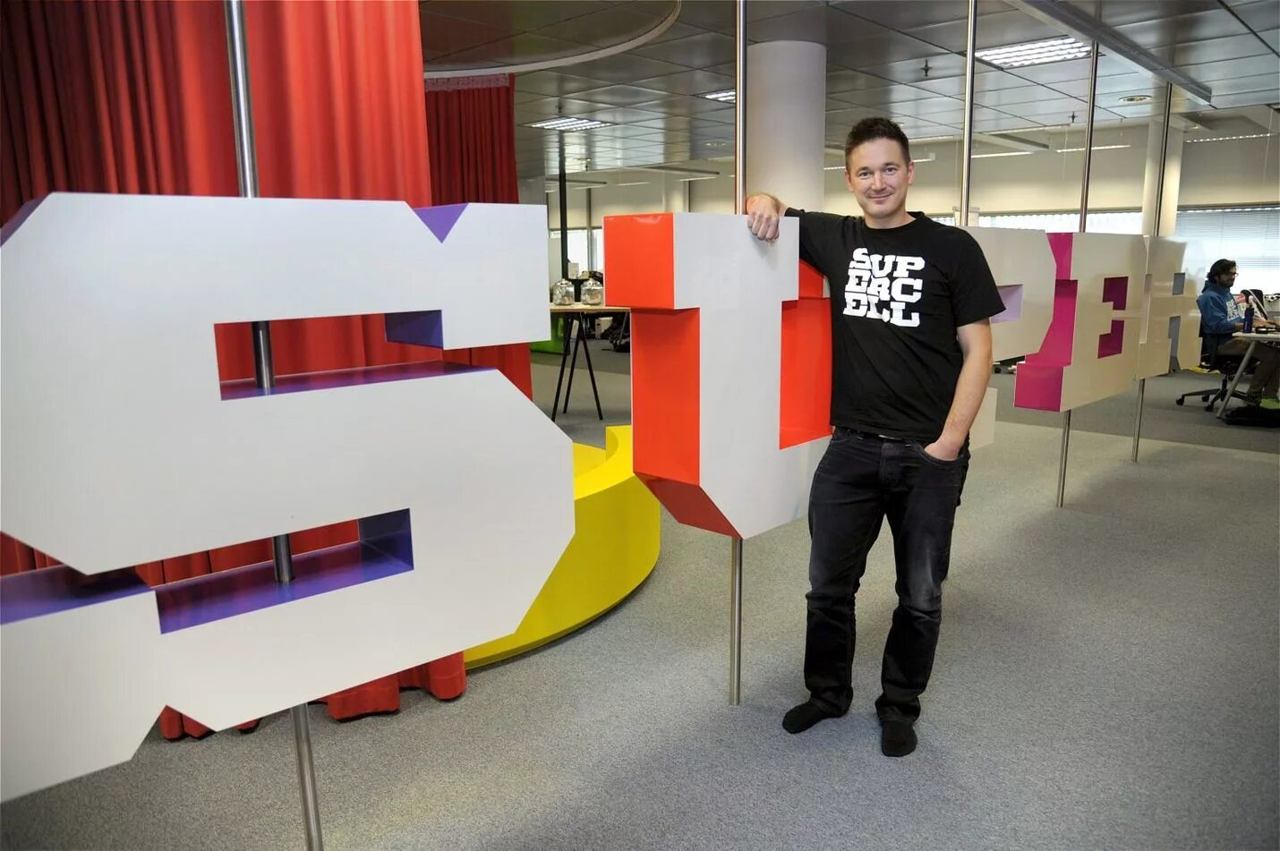 и́лкка па́ананен. поддержка супер селл. логотип компании supercell. поддержка супер селл. илка панин.