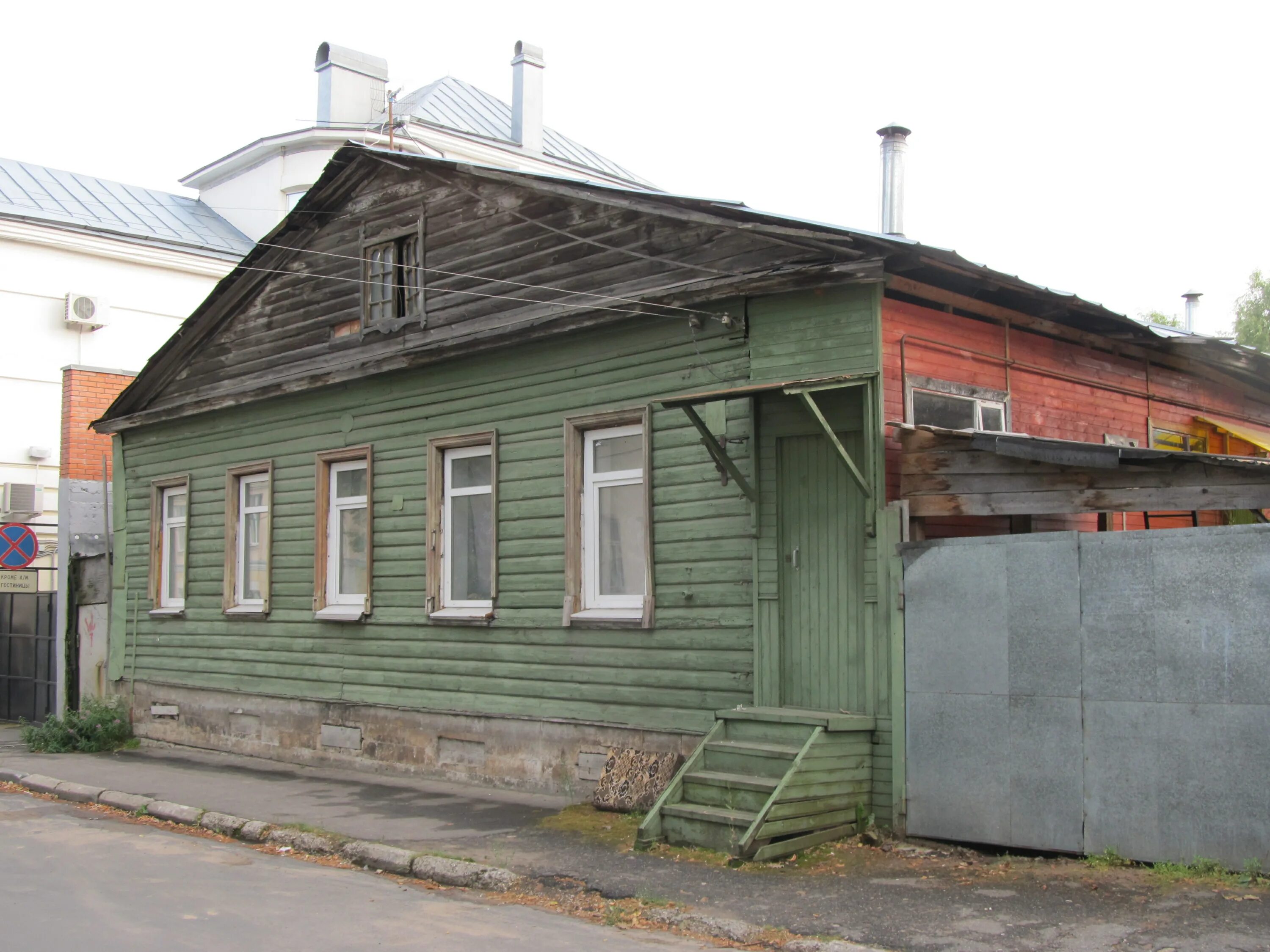 Пушкинская 3 тверь. Пушкина 1 калининград. Тверь пушкинская. Симферополь дворы. Пегас, тверь, пушкинская улица.