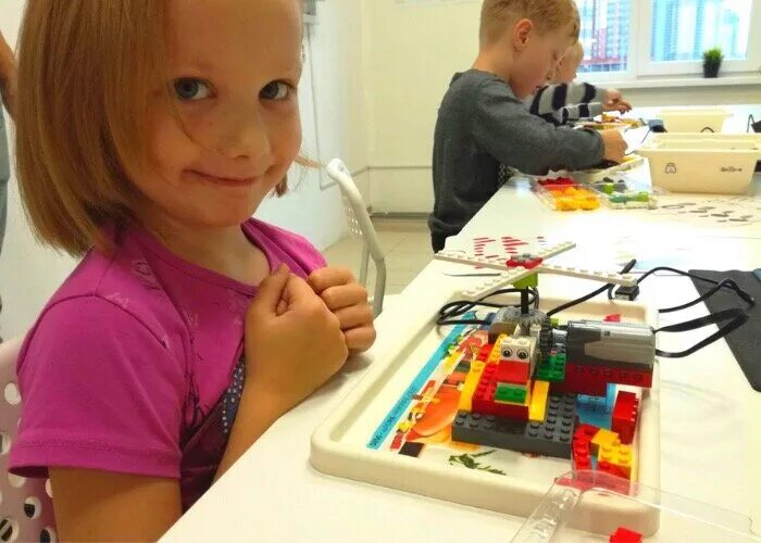 робототехника для детей спб. кружок робототехники. школа азимов. робототехника для детей в санкт-петербурге. робототехника для детей.
