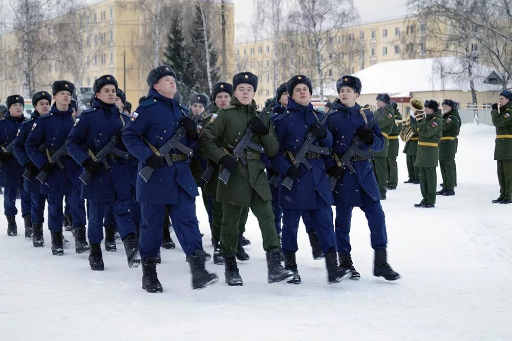 Нижний новгород какой военный. 96 Бригада Сормово. 96 Развед бригада Сормово. 96 Бригада разведки в Нижнем Новгороде. Сормовская бригада разведки Нижний Новгород.