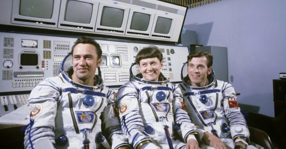 Союз т 7. Космонавт серебров. союз т-6. союз т-13.