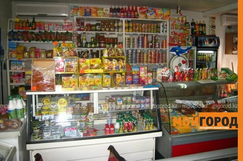 Мини продуктовый магазин. Армянский продуктовый магазин. Продуктовый ларек внутри. Маленький продуктовый магазин. Небольшой продуктовый магазин.