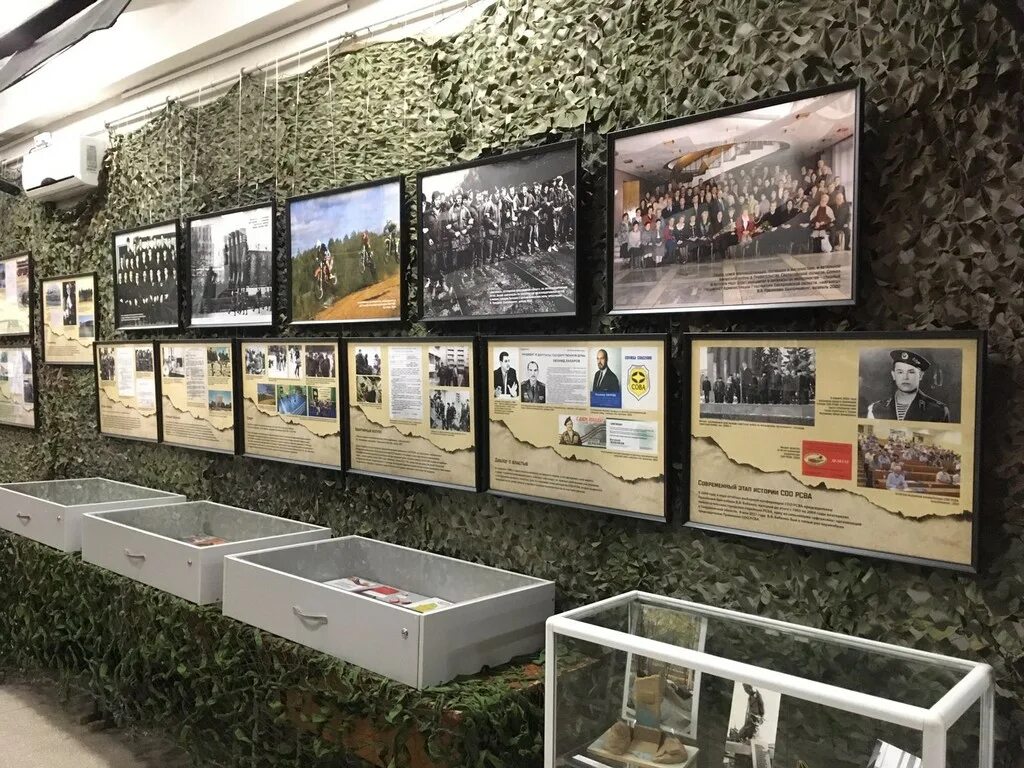 Военный музей. Музей истории города симферополя. Книжная выставка к дню воина интернационалиста. Афганистан- наша память библиотечная книжная выставка. Выставка афган.