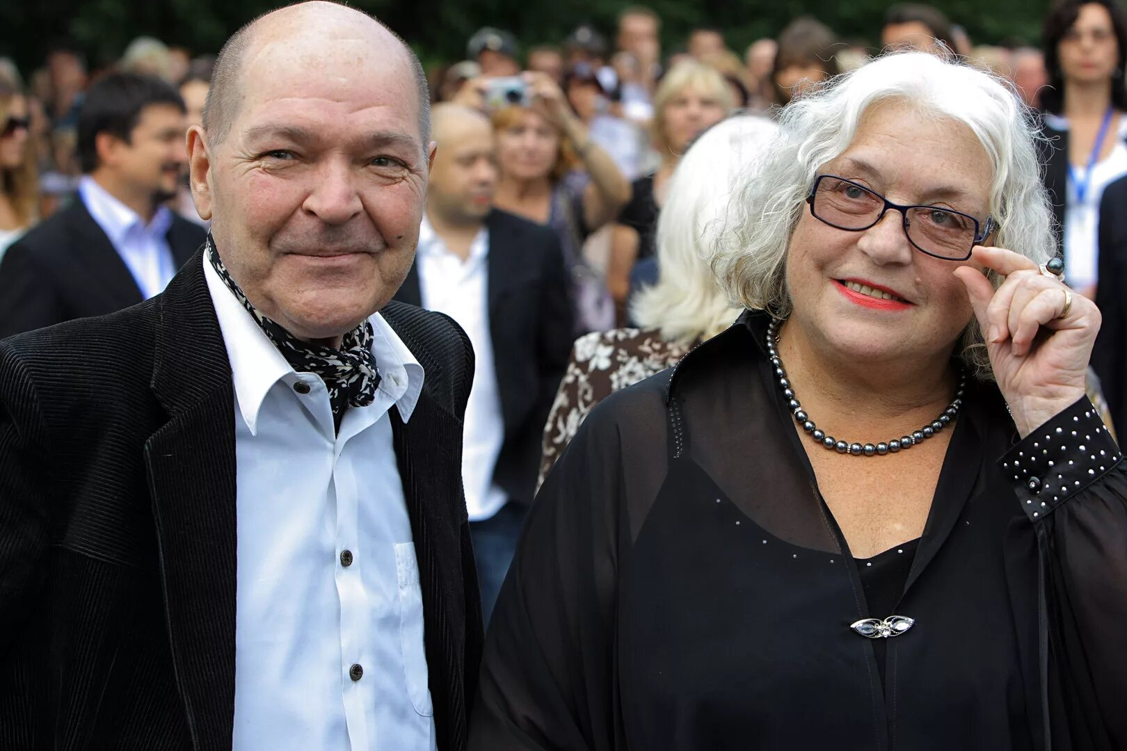 Дети актера алексея жаркова. Жена алексея жаркова. Семья алексея жаркова. Семья алексея жаркова. Дети актера алексея жаркова.