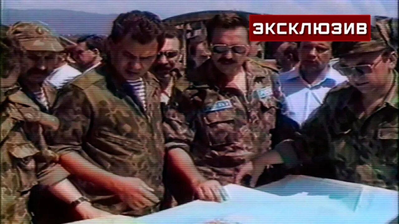 Робкие грузины. Шойгу в Южной Осетии 1992. Шойгу Абхазия 1993 год. Южная Осетия 1992 год миротворцы. Грузино Осетия 1992.