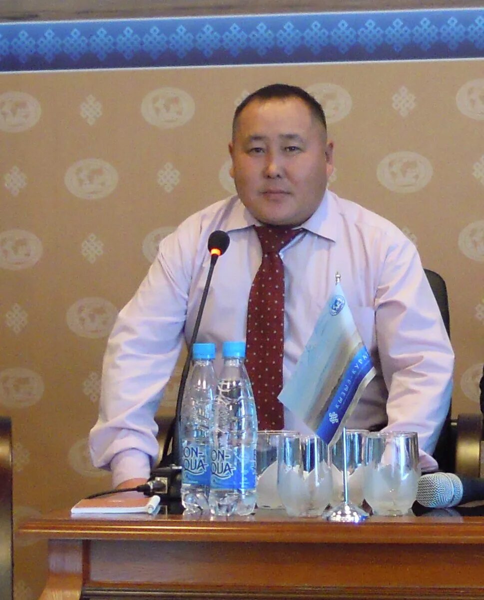 Очур суга монгуш. Очур валерьевич куулар. очур монгуш. очур-сугэ монгуш. очур-чунге монгуш.