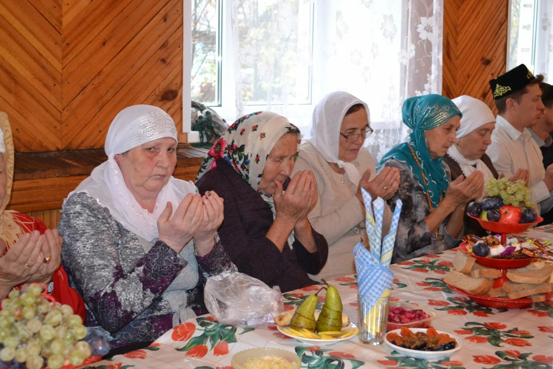 Ураза гаете кайчан була. Коран ашы. Бэйрэм. Ураза бэйрэме на татарском. Надпись Науруз бэйрэме.