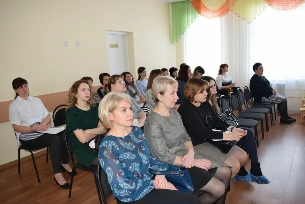 Семинар для воспитателей в детском. Семинар воспитателей. Семинар для воспитателей в детском саду. Семинар для педагогов Стаханова. Воспитатели на семинарах получили.