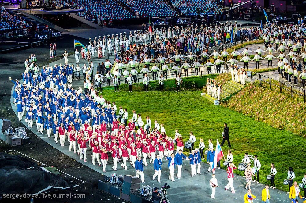 Олимпийский парад. Парад открытия Олимпийских игр. Открытие олимпиады парад. Шествие спортсменов Олимпийских игр.