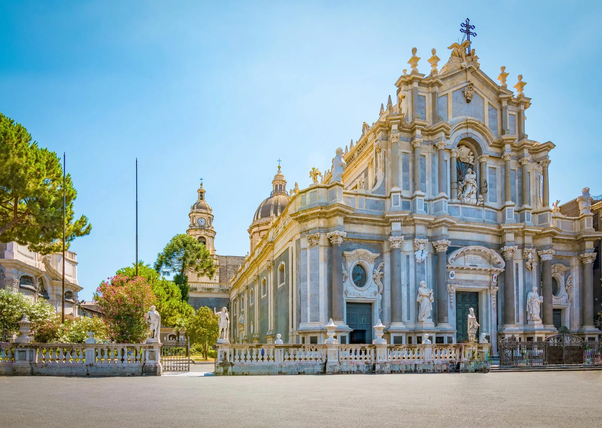 Сицилия соборы. Италия сицилия катания. catania sicily. катания палермо.