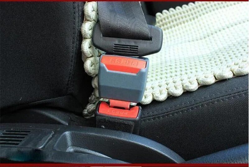 Car Seat Belt. Seat Belt Buckle. Зажим для ремня безопасности. Застежка ремня безопасности.