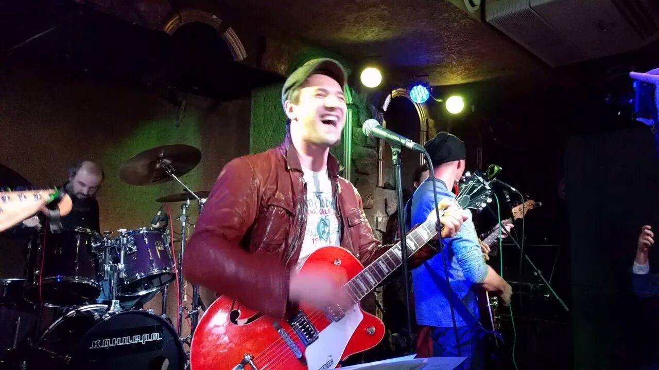 Экибастуз группа устюгов. Группа устюгова экибастуз. Группа устюгова экибастуз. Фото лидера группы экибастуз. Экибастуз группа устюгов.