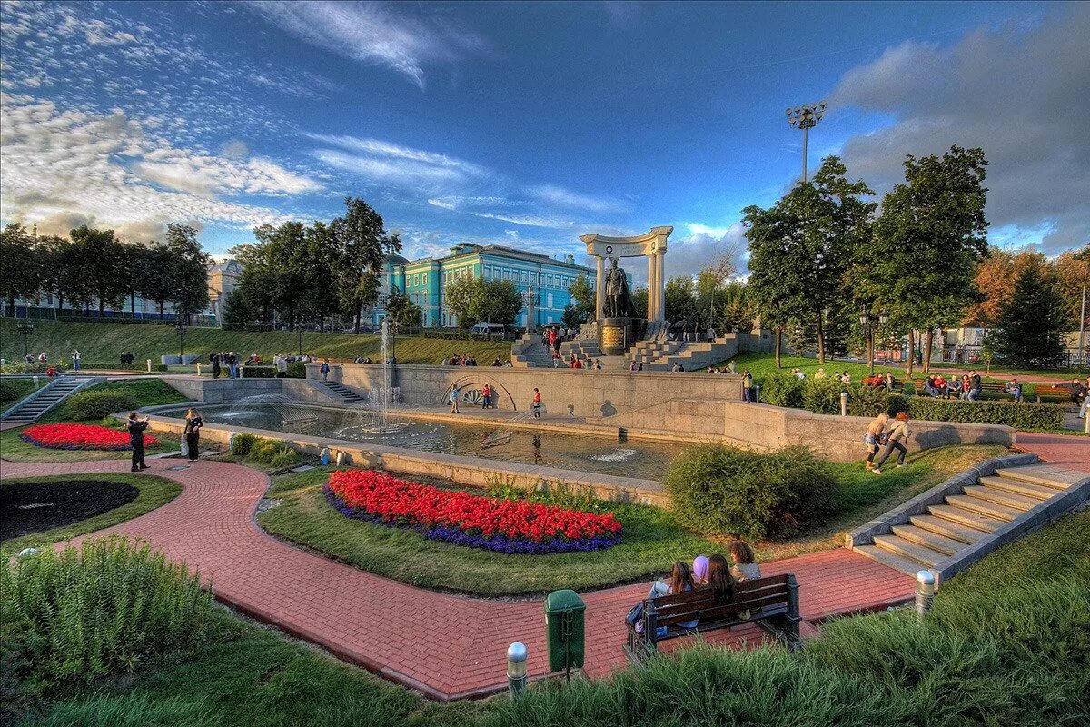Московский городской сад «эрмитаж». Городской парк москва. Скверы москвы. Московский лесопарк. Тайницкий парк мытищи.