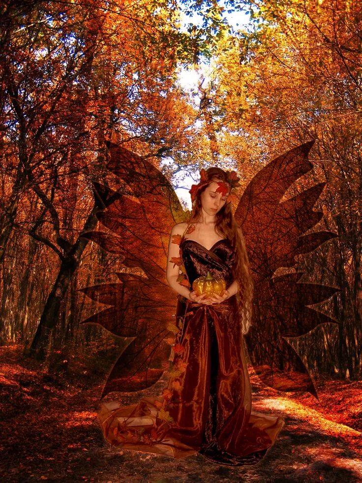 Autumn fairy. Осенняя фея. Осенняя фея с чёрными волосами. Принцесса осень. Осенняя фея.