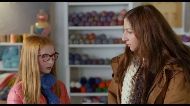 Старая дева даниэль. Старая дева даниэль. Старая дева даниэль. Дама лежит картина. Высказывания про старых дев.