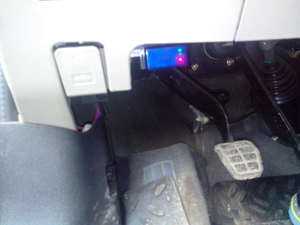 Lifan x60 диагностический разъём. Лифан обд разъем. Диагностический штекер лифан x60. Lifan x60 obd разъем. Лифан обд разъем.