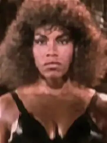 Vivian kindle бикини. Вивиан виклифф. Линда денлий. Вивиан шиллинг без макияжа. Бенджамин уиттенгем.