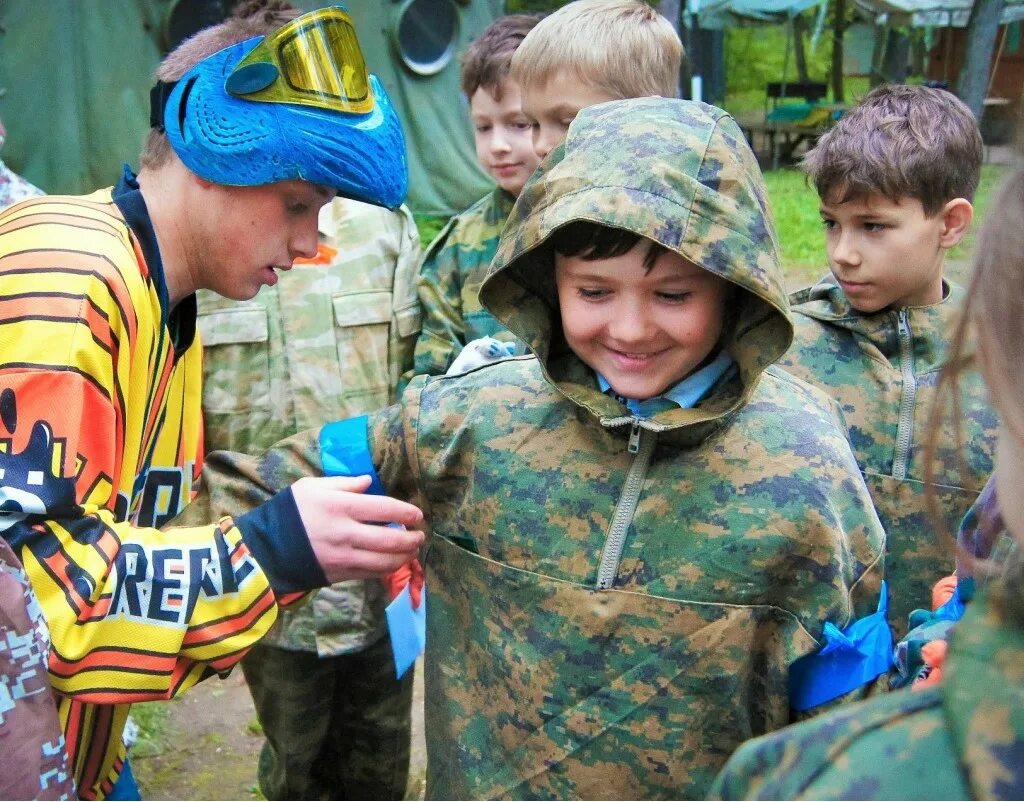 May camp. Лагерь Майский. Военизированная тематика лагеря. Лагерь победа. Лет Победы лагерь.